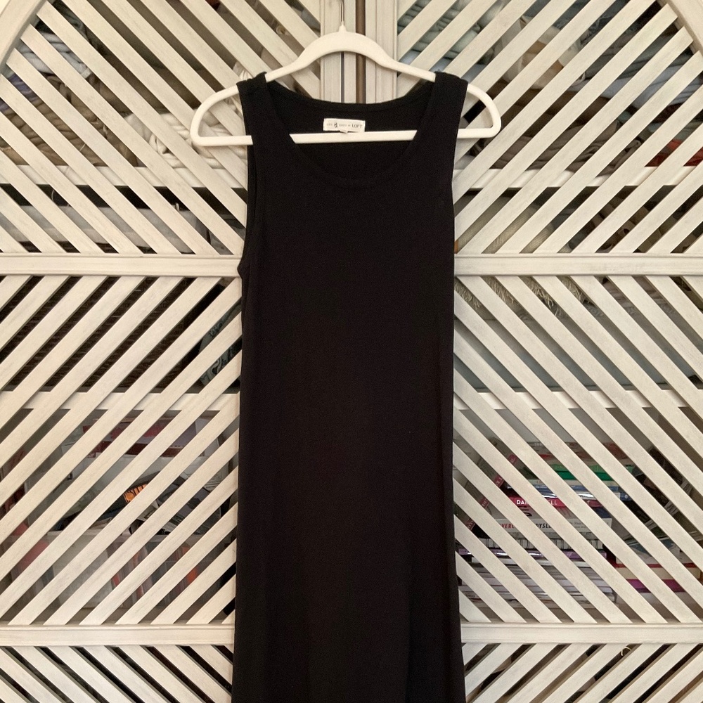 Lou and Grey Maxi dress in black by Loft. Size XS Sleeveless dress